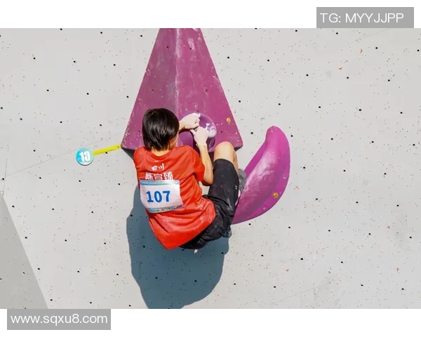 杭州滑板队勇闯世界攀岩锦标赛展现逆袭精神与团队力量